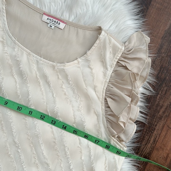 ANDREE BY UNIT | Ruffle Sleeveless Top | Cream | Size M - Picture 8 of 10